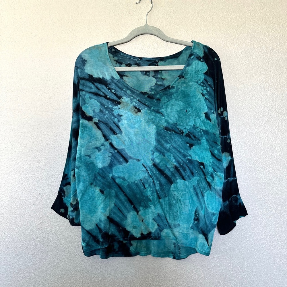 Upcycled tie dye bat wing sleeve tunic top - M
